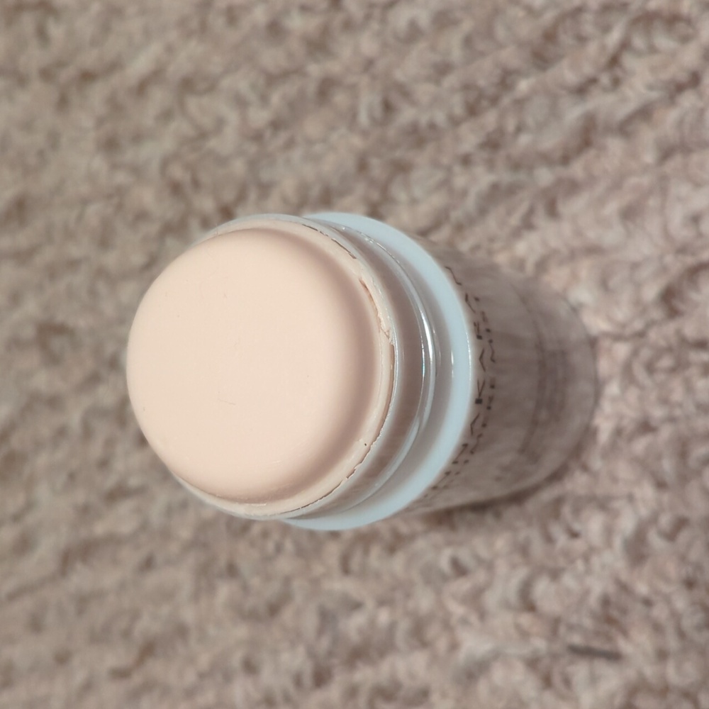 Donna Karan Cashmere Mist Deodorant Anti-Perspirant Stick 1.7 oz - Picture 5 of 5